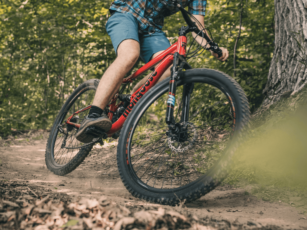 Mongoose Status 27.5-inch Full Suspension Mountain Bike