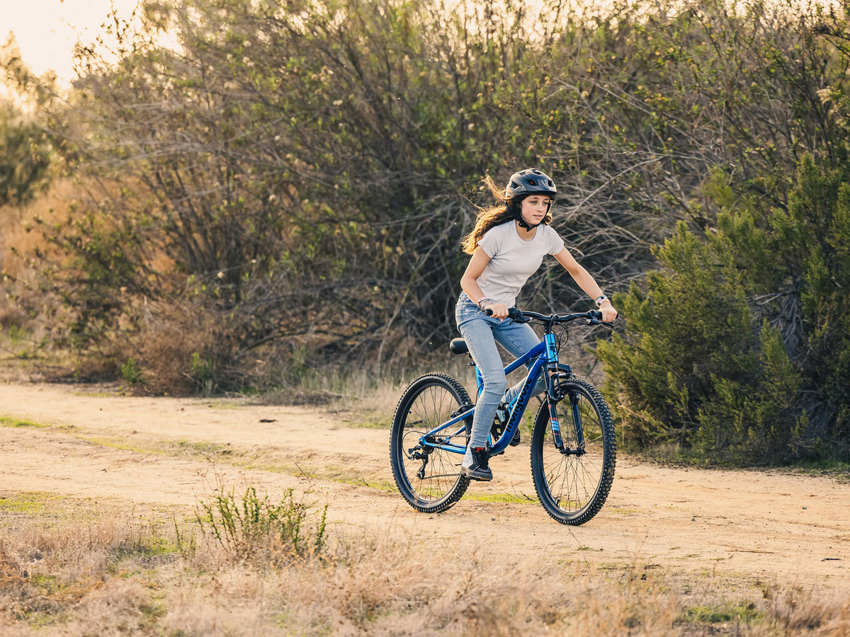 Mongoose Limestone 26-inch Full Suspension Mountain Bike